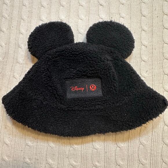 Lululemon X Disney Textured Fleece Bucket Hat Size L - Picture 6 of 8